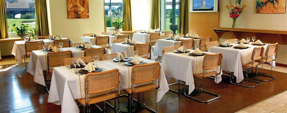 Hotel Aeroparque Inn & Suites Buenos Aires Restaurant foto