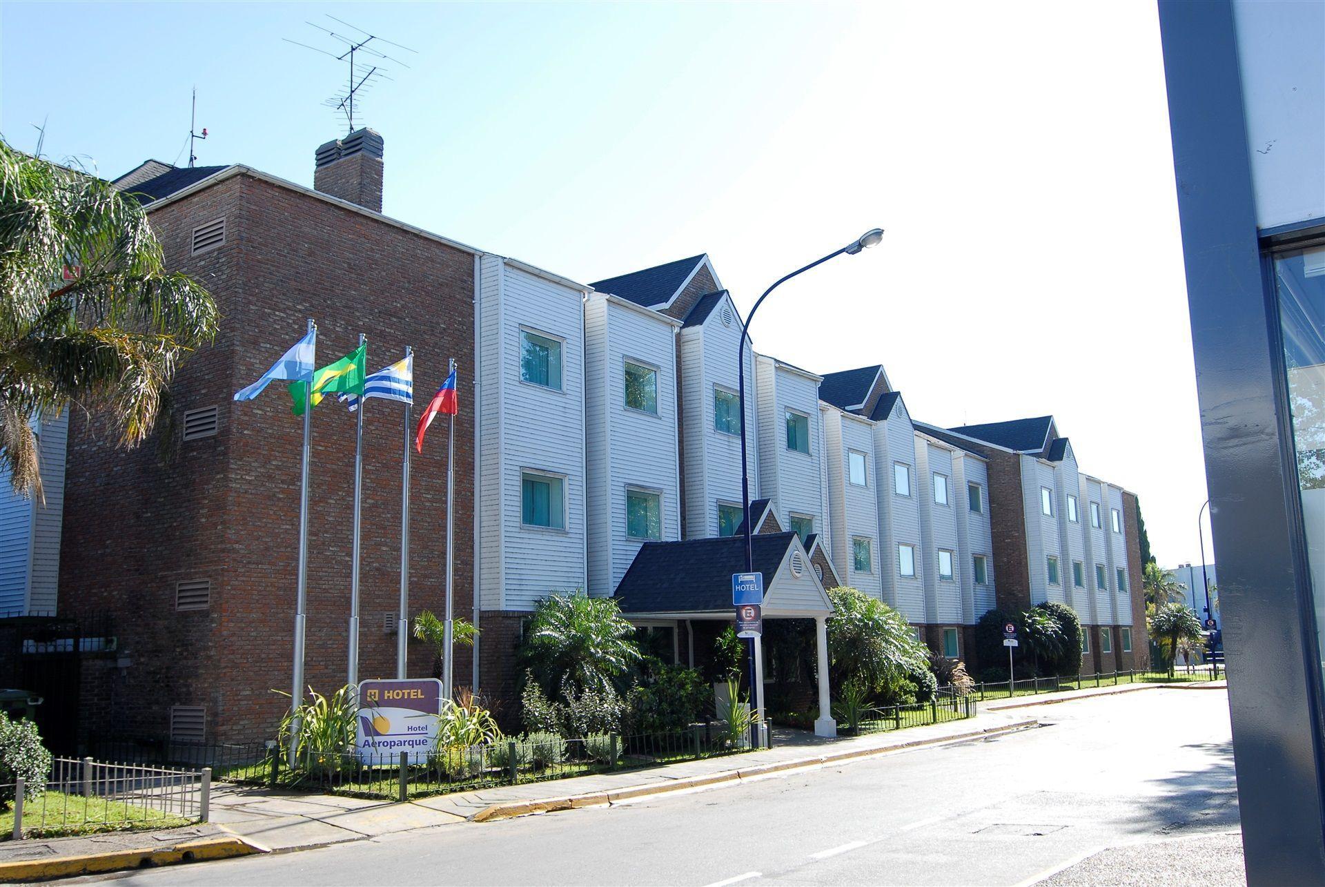 Hotel Aeroparque Inn & Suites Buenos Aires Exterior foto